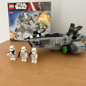 Lego Star Wars set 75100 First Order Snowspeeder